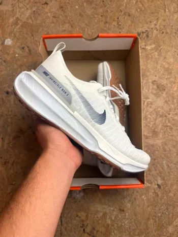 Nike ZoomX Invincible Run Fk 3 bike d'occasion
