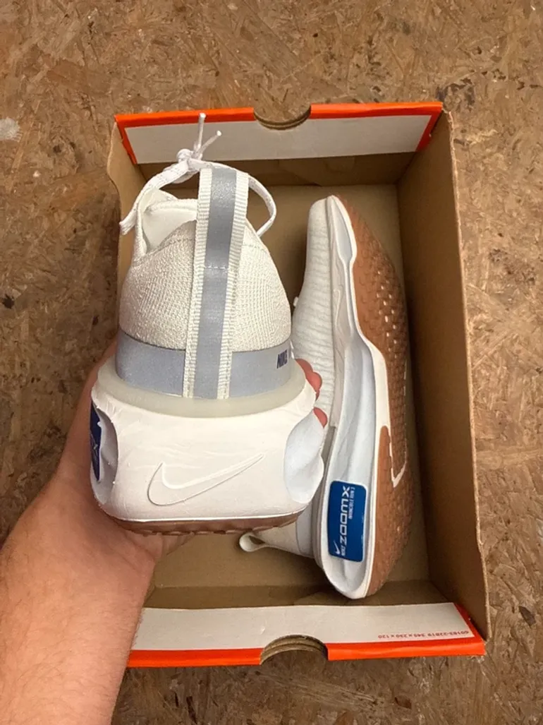 Nike ZoomX Invincible Run Fk 3 bike d'occasion — image 6 sur 9