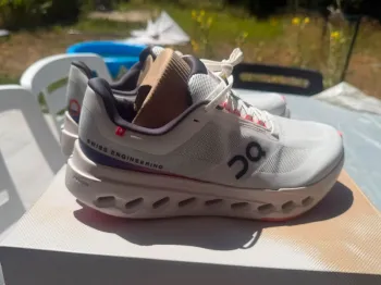 Gebrauchtes On Running Cloud bike