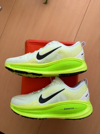 Tweedehands Nike Vomero 18 bike