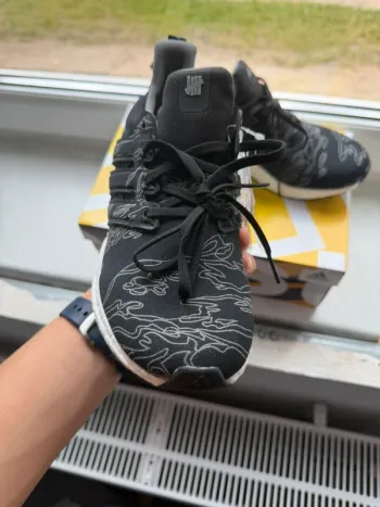 Gebrauchtes Adidas Ultraboost x Undefeated bike — Bild 5 von 8