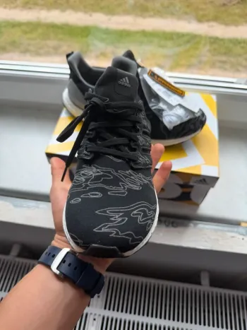 Gebrauchtes Adidas Ultraboost x Undefeated bike — Bild 2 von 8