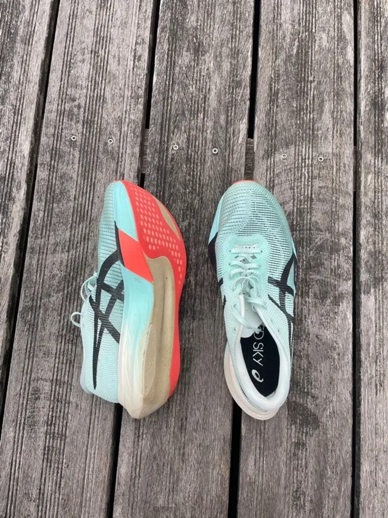 Asics Metaspeed Sky Paris bike d'occasion — image 2 sur 8