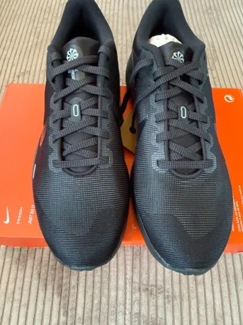 Nike Downshifter 12 bike d'occasion — image 6 sur 11