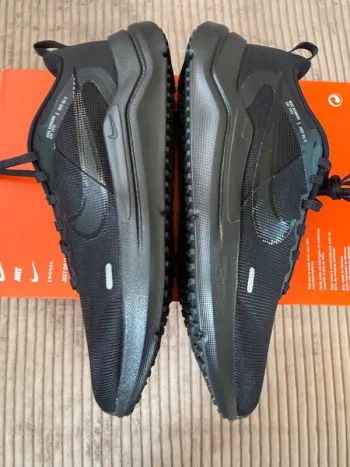 Nike Downshifter 12 bike d'occasion — image 10 sur 11