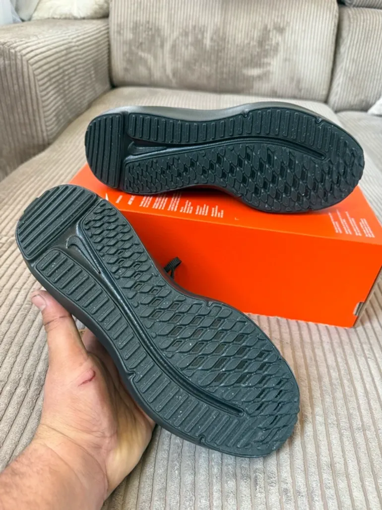 Nike Downshifter 12 bike d'occasion — image 7 sur 11