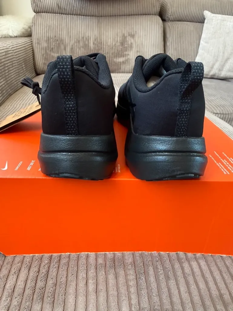 Nike Downshifter 12 bike d'occasion — image 4 sur 11