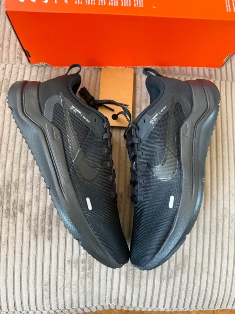 Nike Downshifter 12 bike d'occasion — image 3 sur 11
