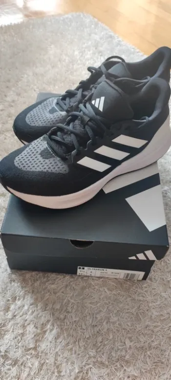 Używany Adidas Laufschuhe bike