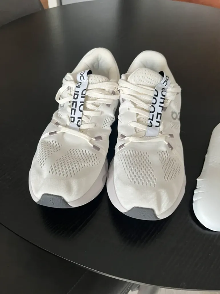 Gebrauchtes On Running Cloudmonster bike — Bild 4 von 9