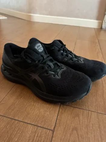 Gebrauchtes Asics Gel Kayano 28 bike