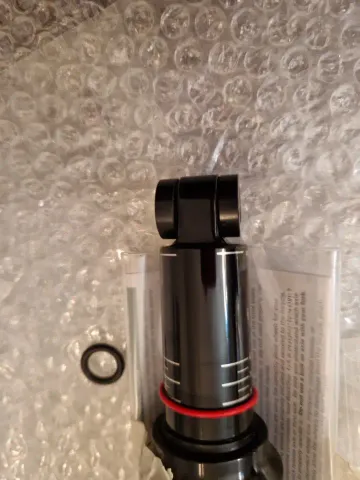 Brugt RockShox Deluxe RT3 2026 bike — billede 9 af 12