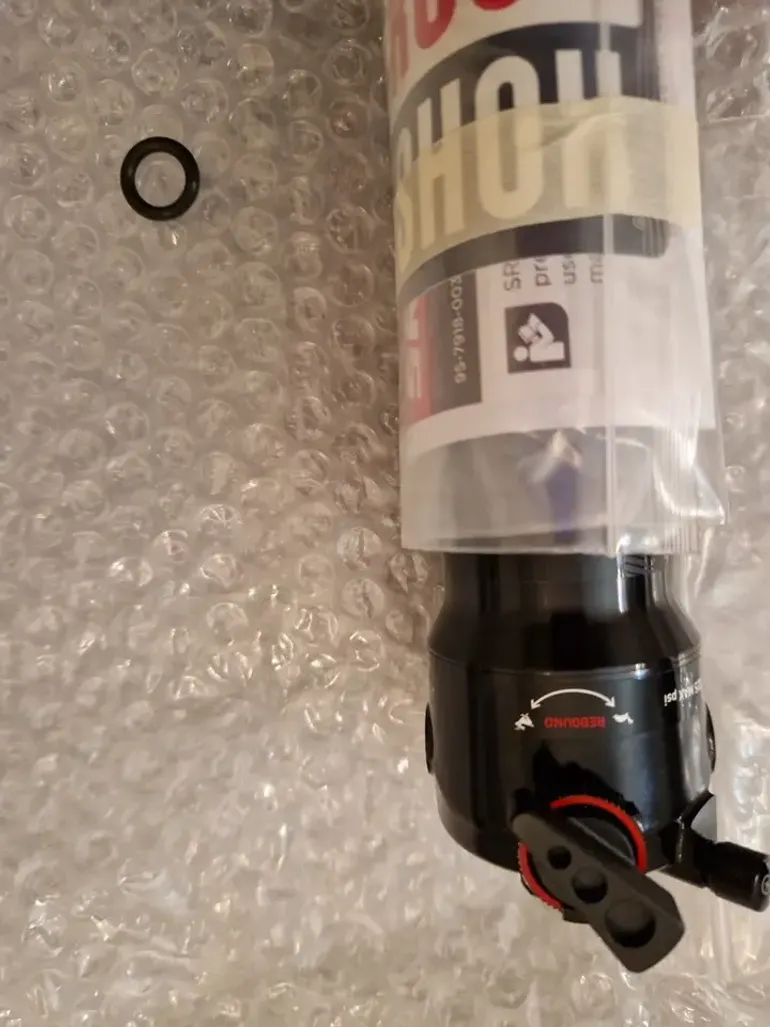 Brugt RockShox Deluxe RT3 2026 bike — billede 11 af 12