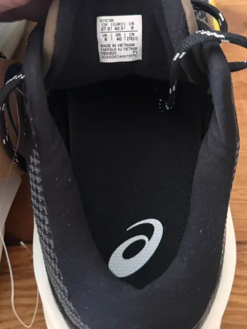 Używany Asics ff blastMax bike — zdjęcie 3 z 5