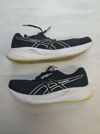 Käytetty Asics Gel Pulse 15 bike