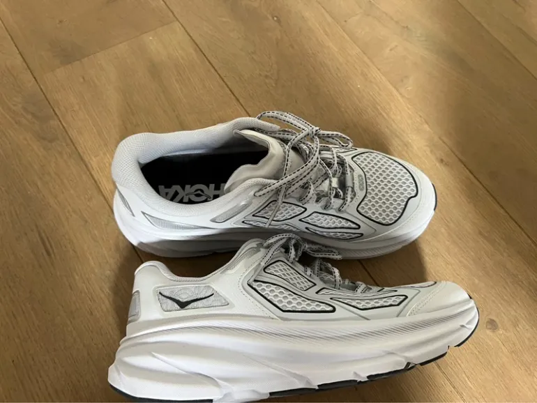 Hoka Clifton 9 bike usato — immagine 2 di 4