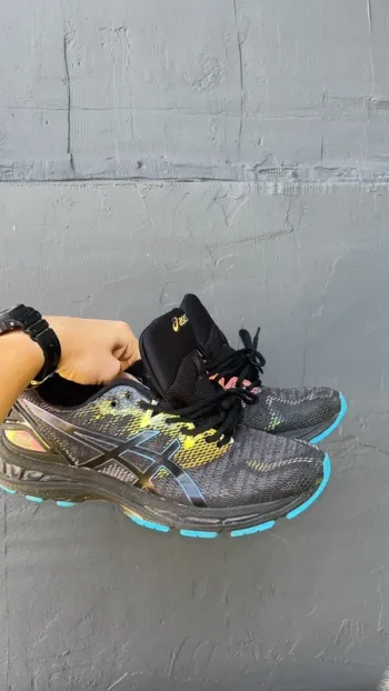 Käytetty Asics Gel Nimbus 20 Liteshow bike