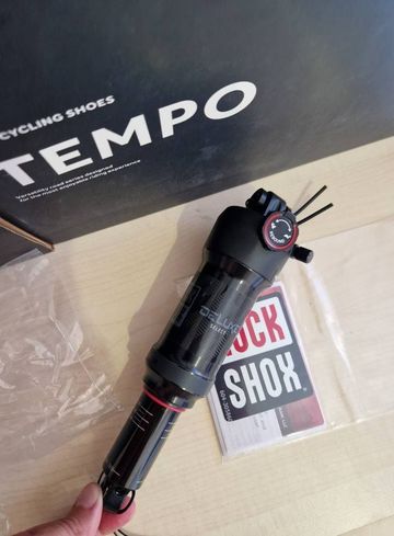 Used RockShox Deluxe Select DebonAir 2026 Rear Suspension