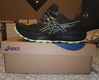 Käytetty Asics Gel-Sonoma 8 bike