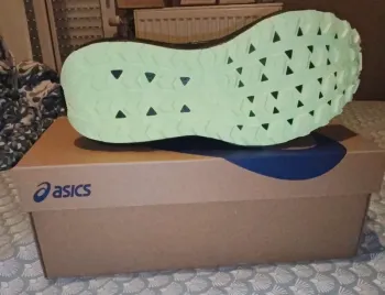 Used Asics Gel-Sonoma 8 bike — image 6 of 8