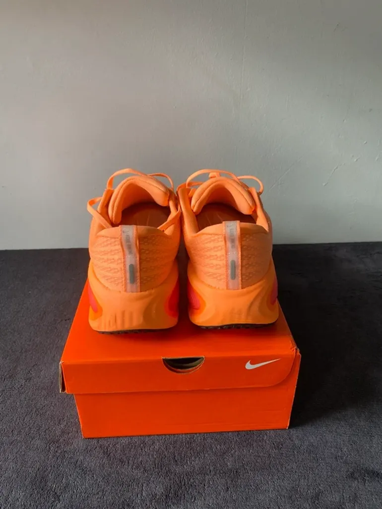 Brugt Nike Vomero Plus Run bike — billede 3 af 8