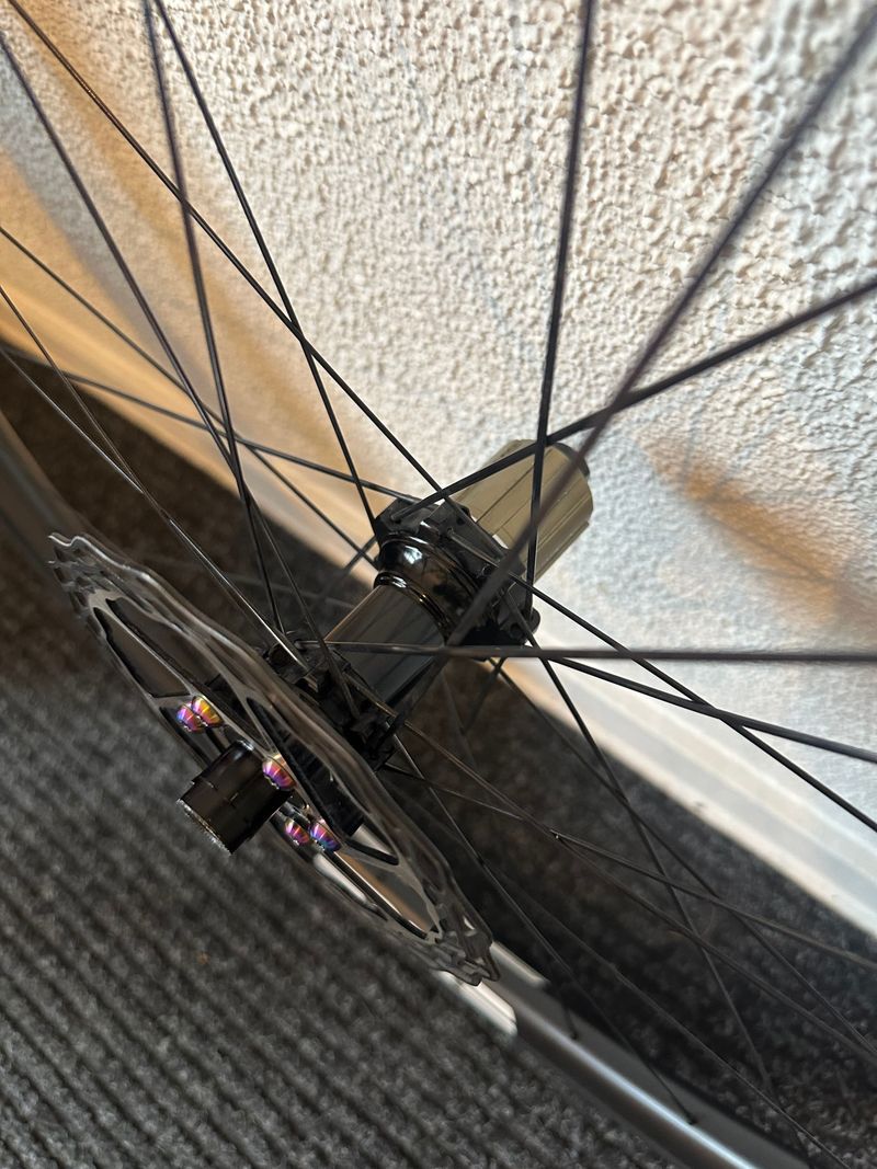 Used Enve Carbon Wheels 2025 bike — image 9 of 13