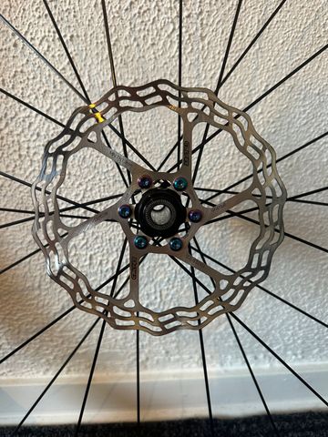 Used Enve Carbon Wheels 2025 bike — image 13 of 13