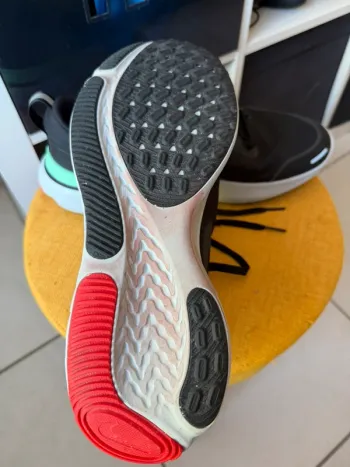 Gebrauchtes Nike React Miler bike — Bild 4 von 5