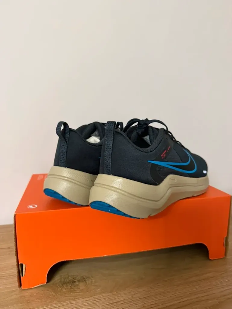 Tweedehands Nike Running bike — afbeelding 4 van 6
