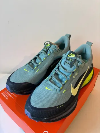 Tweedehands Nike Vomero 18 GTX bike