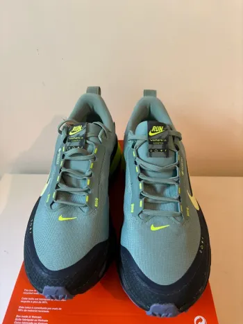 Tweedehands Nike Vomero 18 GTX bike — afbeelding 5 van 7