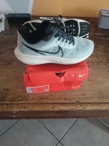 Tweedehands Nike Air Zoom bike — afbeelding 3 van 8