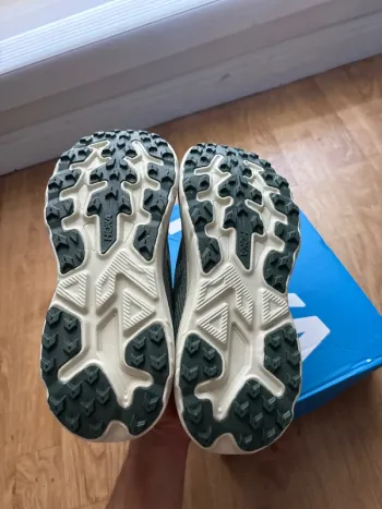 Hoka Challenger 8 bike de segunda mano — imagen 5 de 9