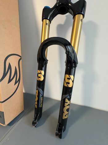 Gebrauchtes Fox 38 Factory Grip X2 2026 bike