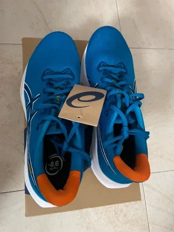 Asics Versablast 4 bike d'occasion — image 4 sur 5