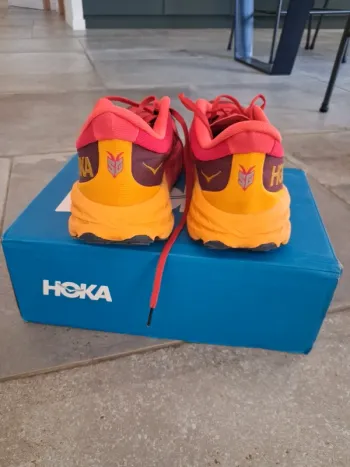 Hoka Speedgoat 5 bike usato — immagine 3 di 5