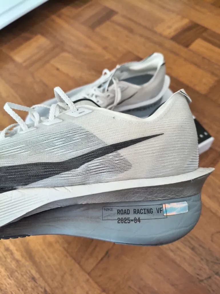 Nike Vaporfly bike d'occasion — image 2 sur 5