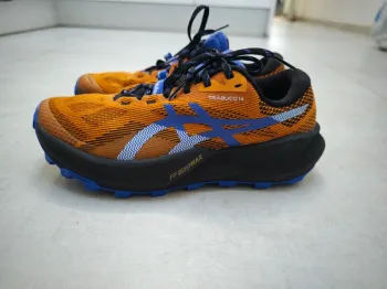 Gebrauchtes Asics Trabuco 14 bike