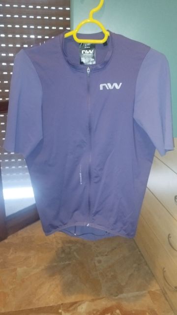 Tweedehands Northwave Essence Jersey 2025 bike — afbeelding 1 van 9