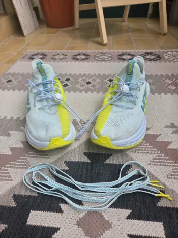 Used Hoka Carbon X3 bike — image 3 of 12
