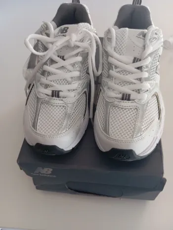 Gebrauchtes New Balance 530 bike
