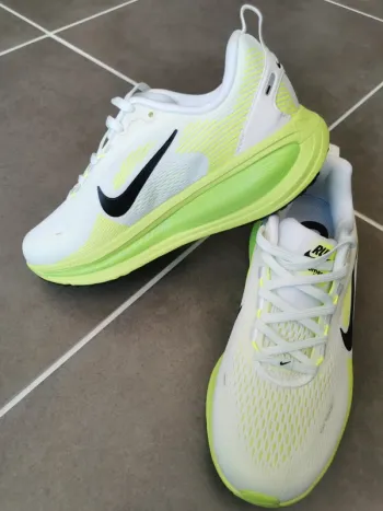 Gebrauchtes Nike Vomero 18 bike — Bild 8 von 11