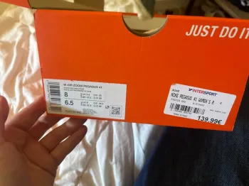 Tweedehands Nike Running Shoes bike — afbeelding 3 van 8