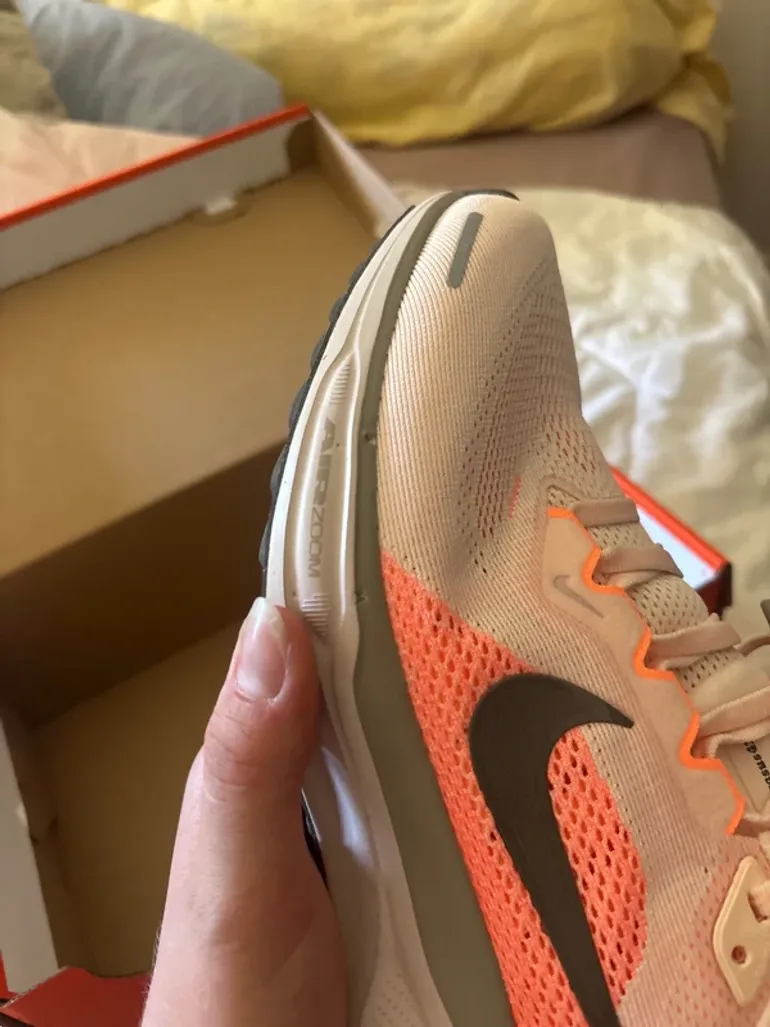 Tweedehands Nike Running Shoes bike — afbeelding 8 van 8