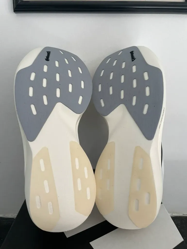 Tweedehands Adidas Adiezero Evo SL bike — afbeelding 6 van 6