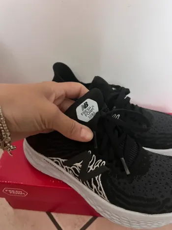 New Balance Fresh Foam bike d'occasion — image 3 sur 7