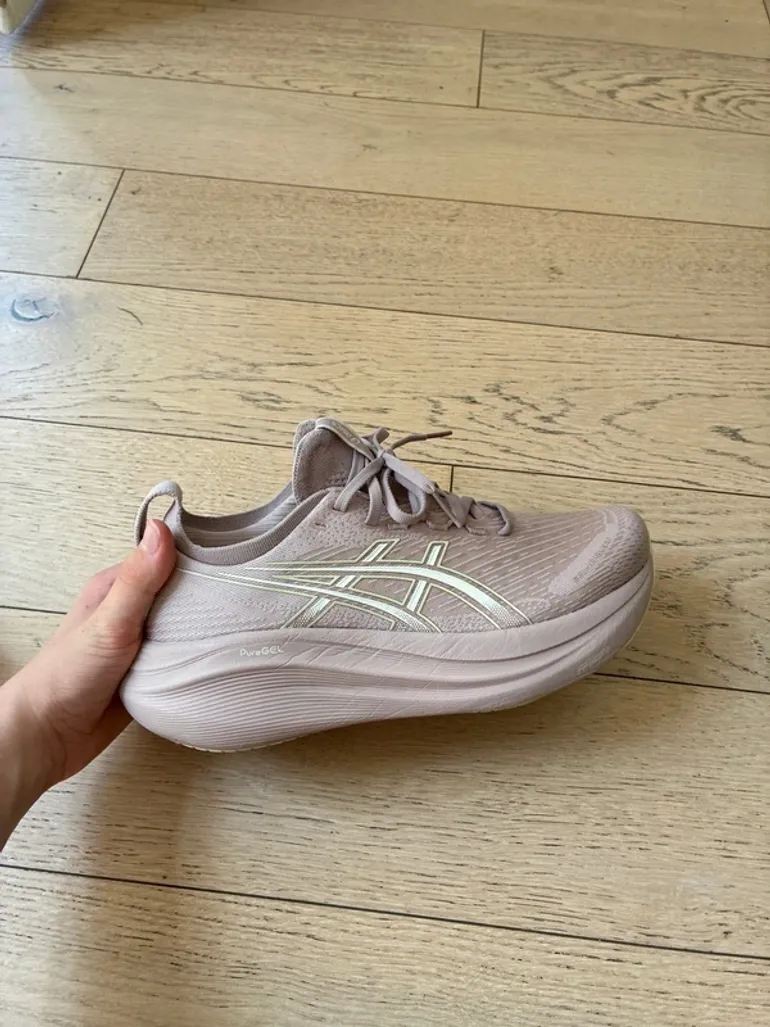 Gebrauchtes Asics Gel-Nimbus 27 bike — Bild 2 von 7
