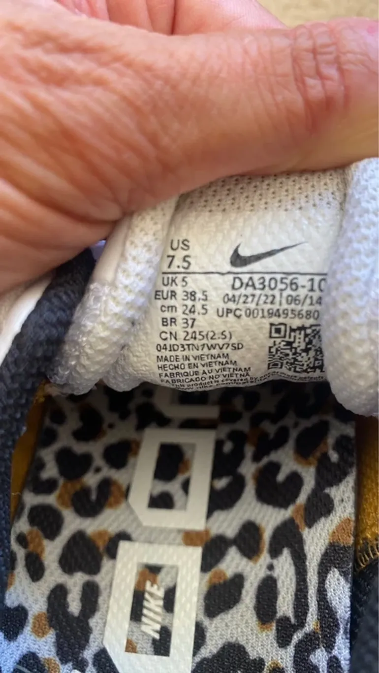 Nike Winflo 8 bike d'occasion — image 3 sur 5