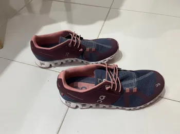 Gebrauchtes On Running On Shoes 38.5 bike — Bild 4 von 5
