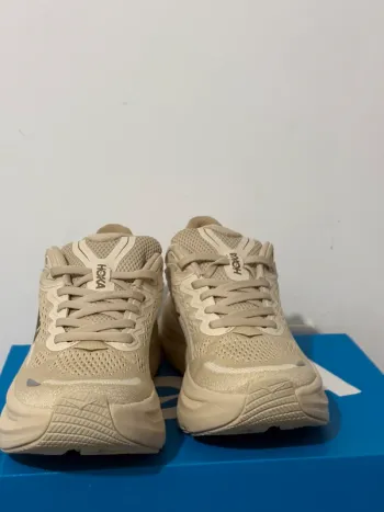 Hoka Bondi 9 bike d'occasion — image 4 sur 15